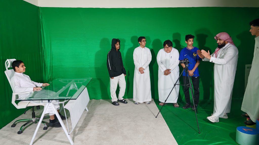 حفل تخرج الدفعة السابعة والعشرين